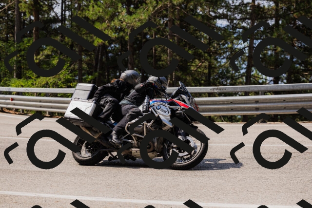 202508161113-_04A0555_c3