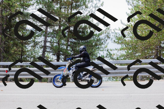 202508161122-_04A0635_c3