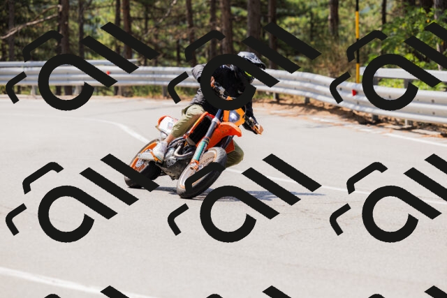 202508161132-_04A0689_c3