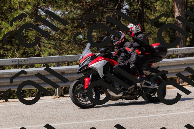 202508161141-_04A0758_c3