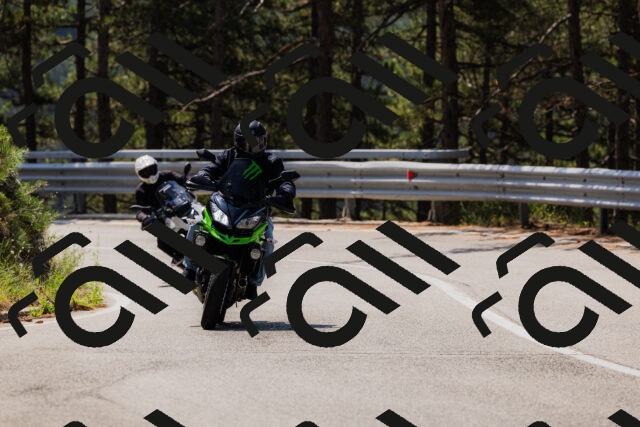 202508161147-_04A0786_c3