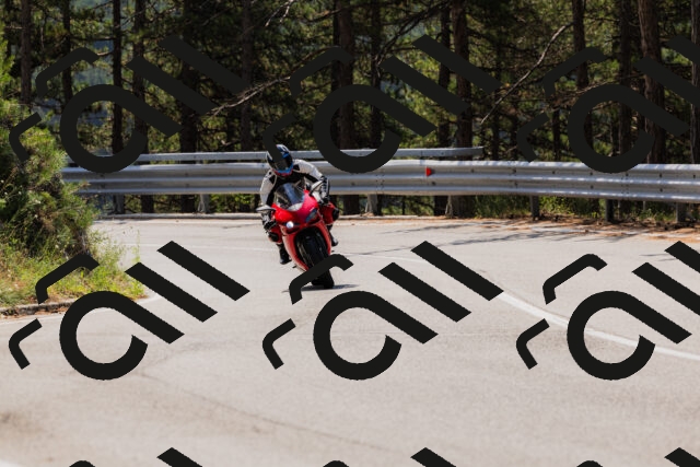 202508161154-_04A0834_c3