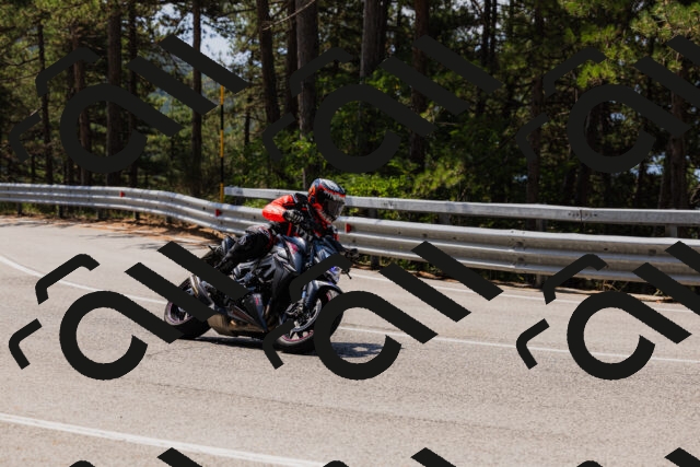 202508161154-_04A0843_c3