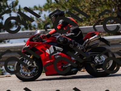 202508161156-_04A0850_c3