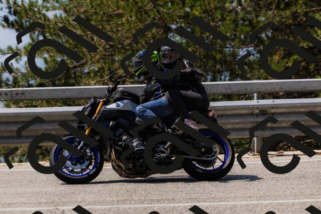 202508161156-_04A0863_c3