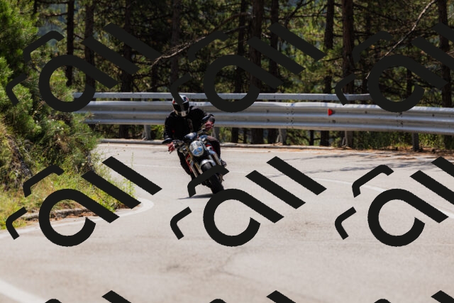 202508161204-_04A0908_c3