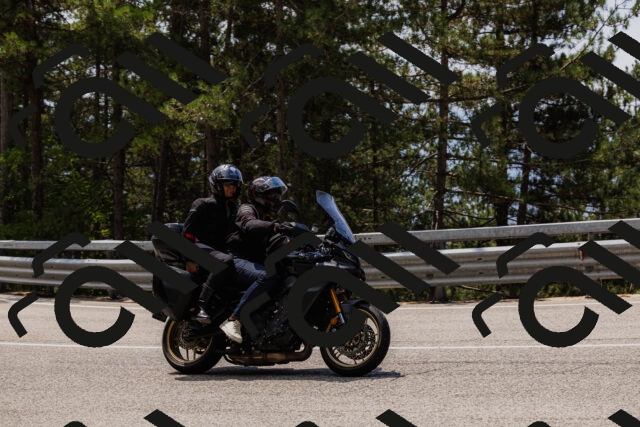 202508161238-_04A1143_c3