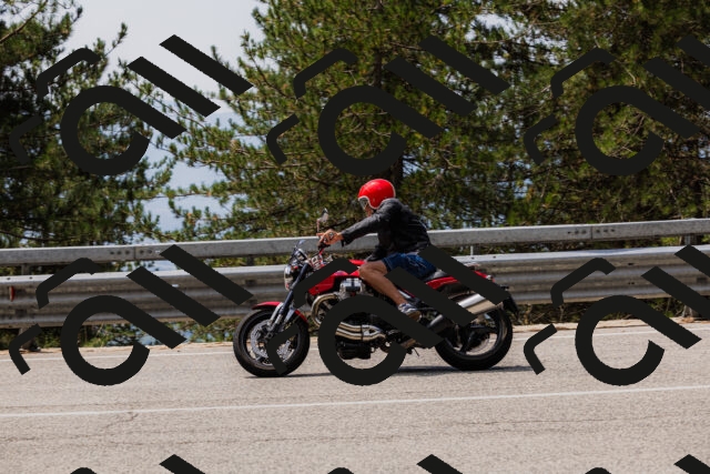 202508161240-_04A1149_c3