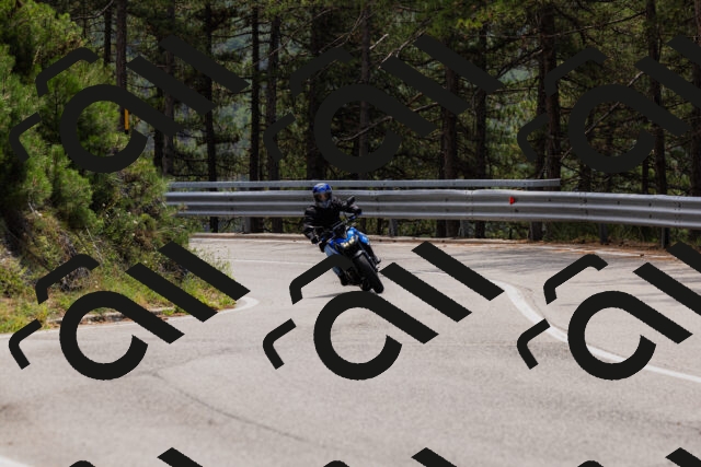 202508161242-_04A1168_c3