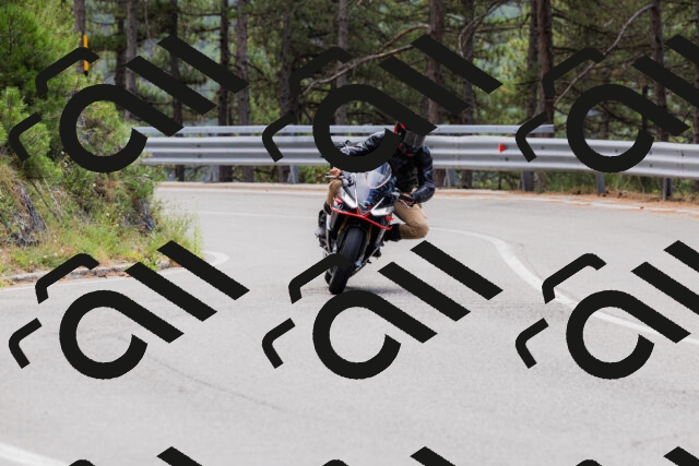 202508161246-_04A1189_c3