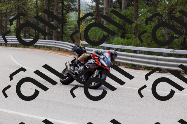 202508161246-_04A1191_c3