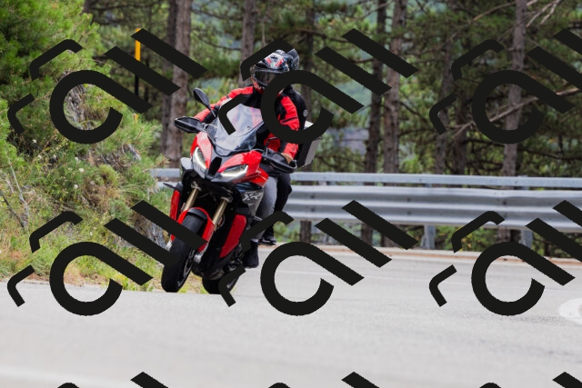 202508161256-_04A1287_c3