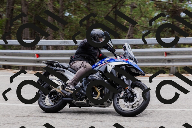 202508161301-_04A1315_c3