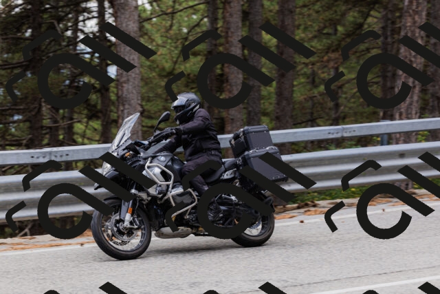 202508161301-_04A1322_c3