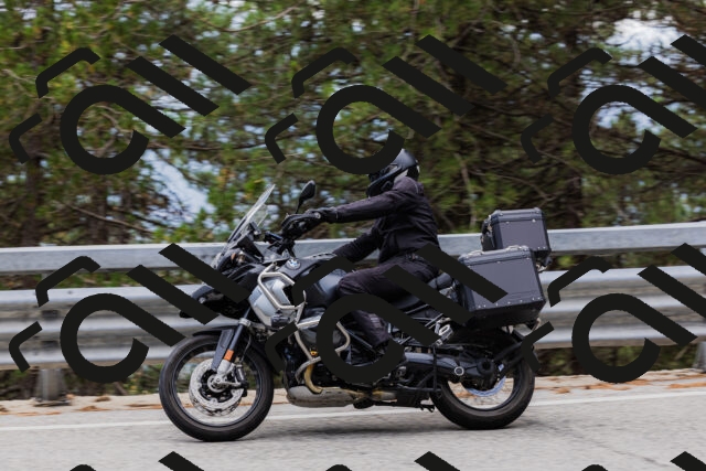 202508161301-_04A1323_c3