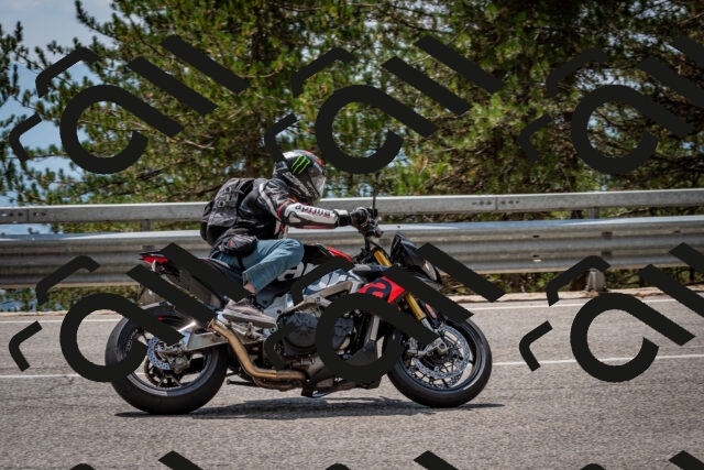 202508161326-DSC_5791_c2