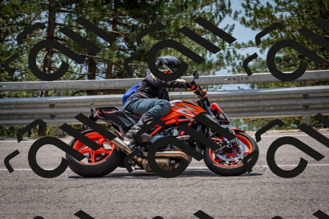 202508161327-DSC_5801_c2