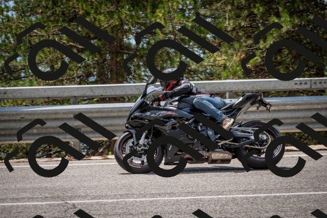 202508161331-DSC_5813_c2