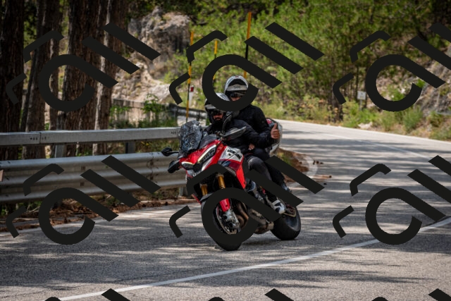 202508161332-DSC_5818_c2