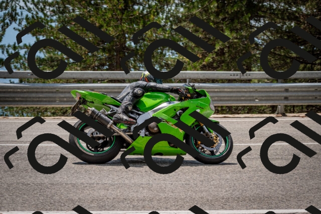 202508161334-DSC_5827_c2