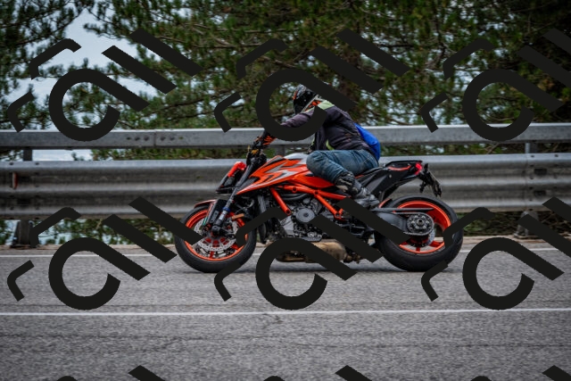 202508161335-DSC_5839_c2