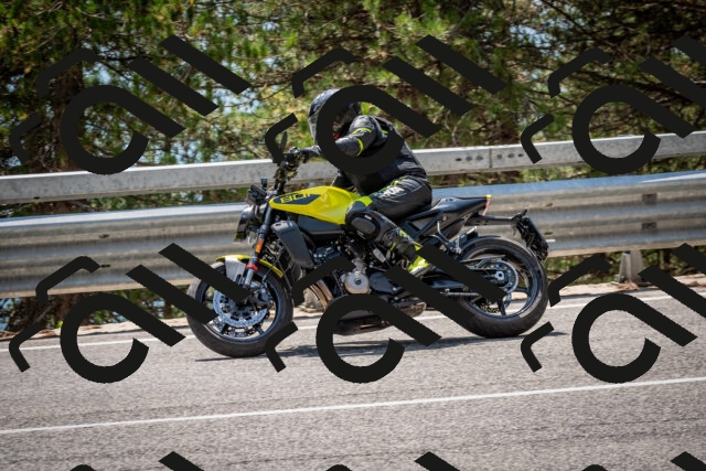 202508161357-DSC_5898_c2