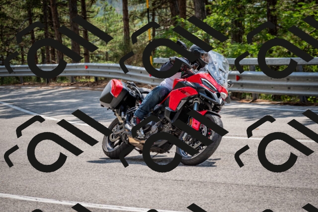 202508161402-DSC_5915_c2