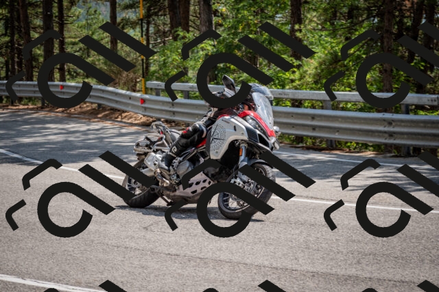 202508161425-DSC_5975_c2