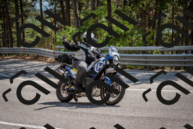 202508161441-DSC_6015_c2