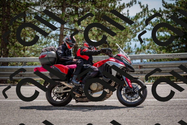 202508161509-DSC_6075_c2