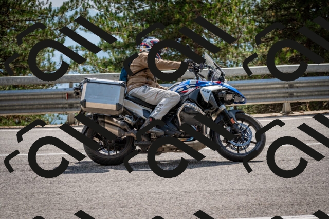 202508161511-DSC_6081_c2