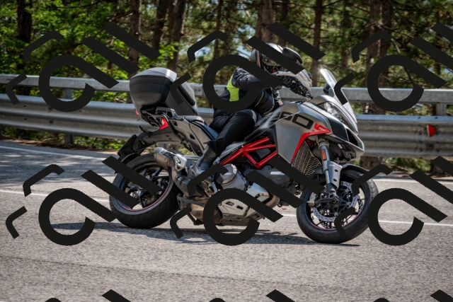 202508161521-DSC_6133_c2