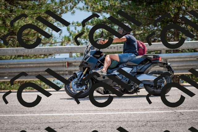 202508161532-DSC_6169_c2