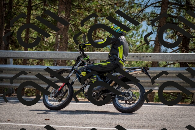 202508161534-DSC_6178_c2