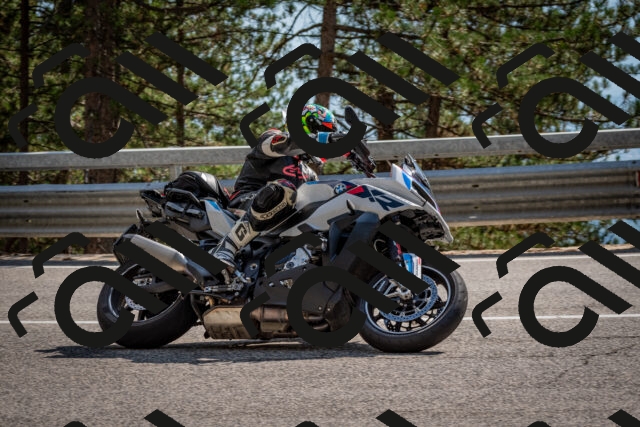 202508161556-DSC_6213_c2