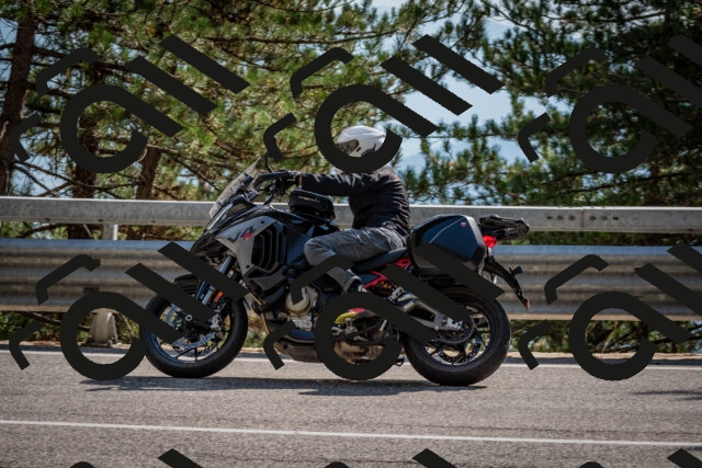 202508161609-DSC_6264_c2