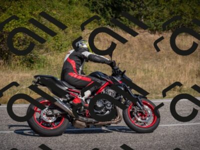 20250817103010-_5006256_am_