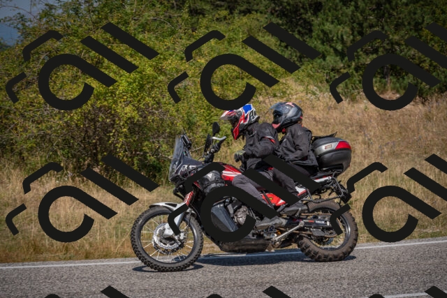 20250817120509-_5007480_am_