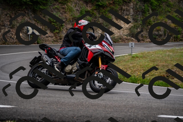 202508171047-_DSC4856_d2_