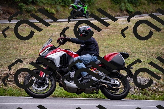 202508171241-_DSC5347_d2_