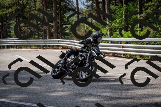 202508231040-DSC_6368_c2