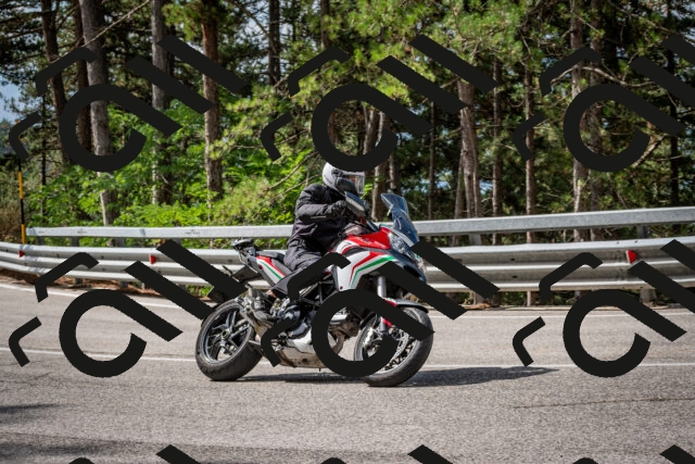 202508231048-DSC_6415_c2