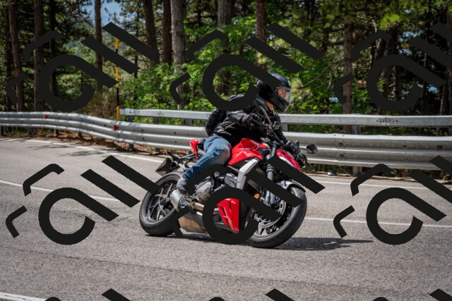 202508231135-DSC_6579_c2