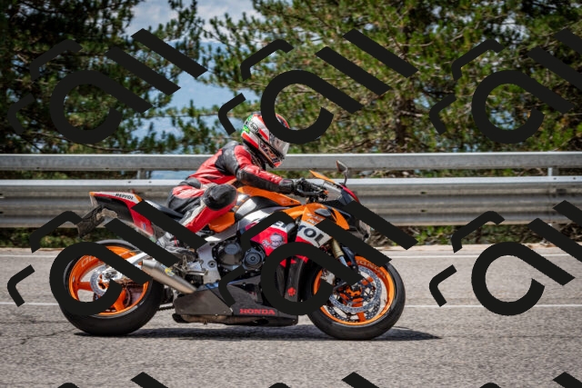 202508231155-DSC_6702_c2