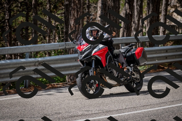 202508231202-DSC_6717_c2