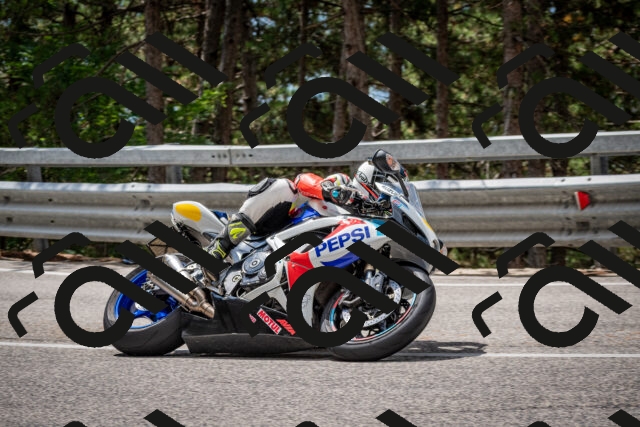 202508231210-DSC_6774_c2