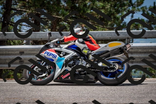 202508231221-DSC_6836_c2