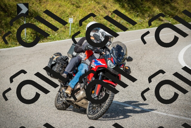 202508231052-DSC08826_c1_