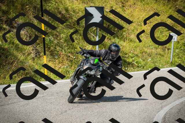 202508231053-DSC08856_c1_