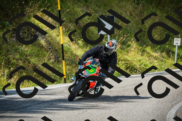 202508231152-DSC09405_c1_